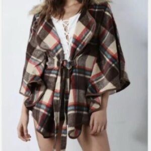 Plaid with removable faux fur collar Cape/Poncho, two buttons and tie belt
